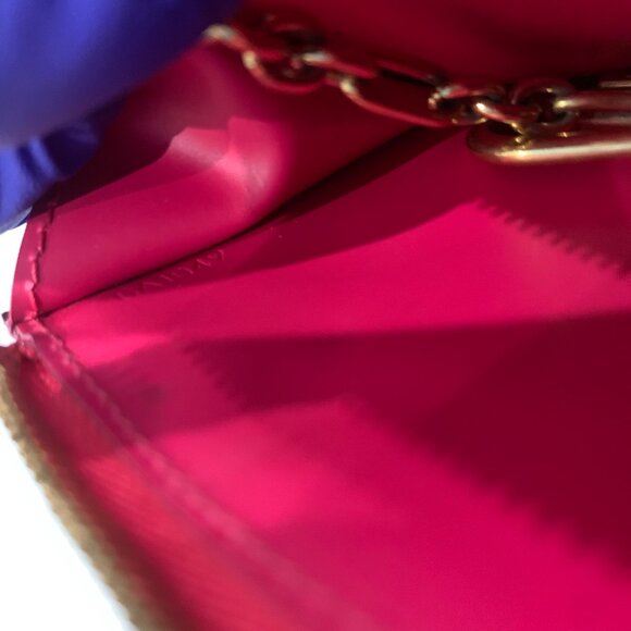 Louis Vuitton Red Vernis Key Cles Sku#84558 - Picture 12 of 12